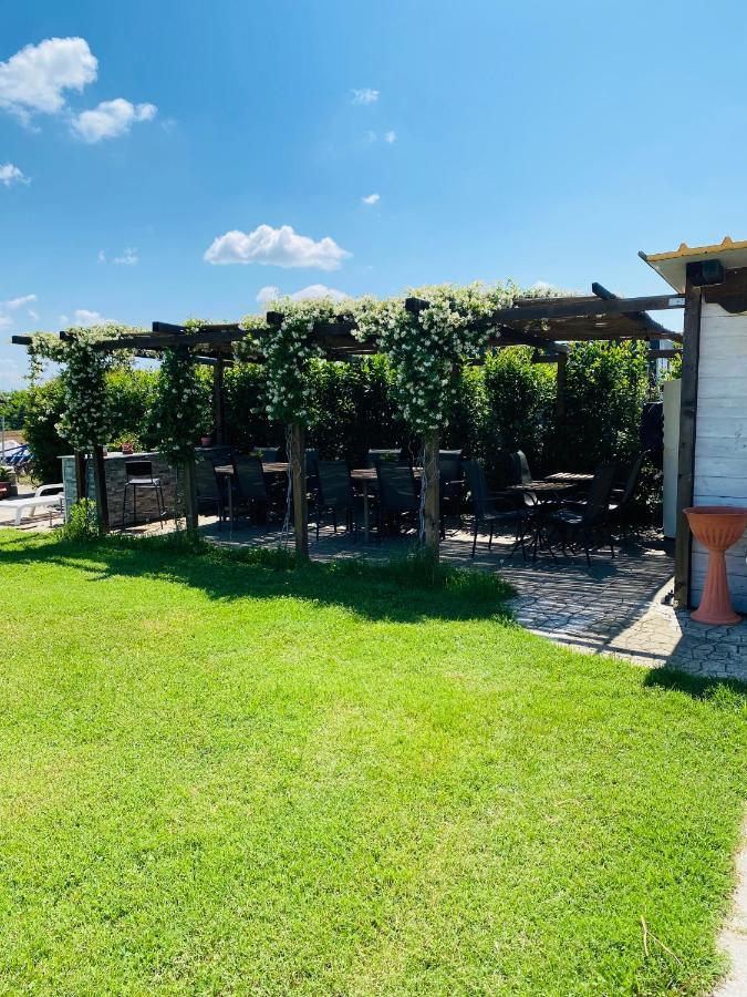ברנאלדה B&B Villa Degli Angeli מראה חיצוני תמונה